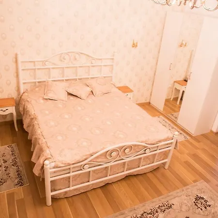 Elegance شقة تيميشورا